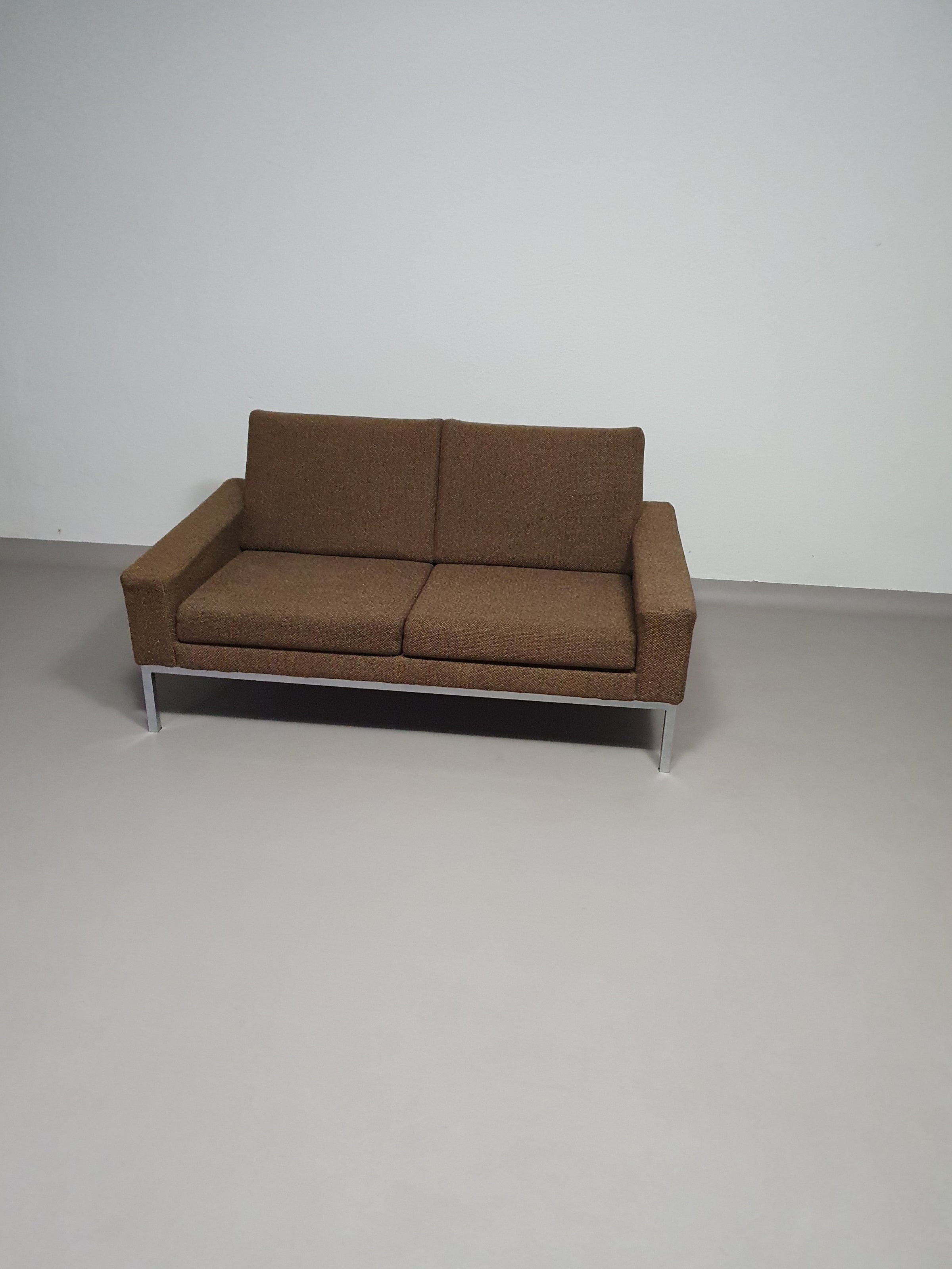 Gelderland Bankje Jaren '60 Design Vintage Jaren 60. In mooie originele staat.