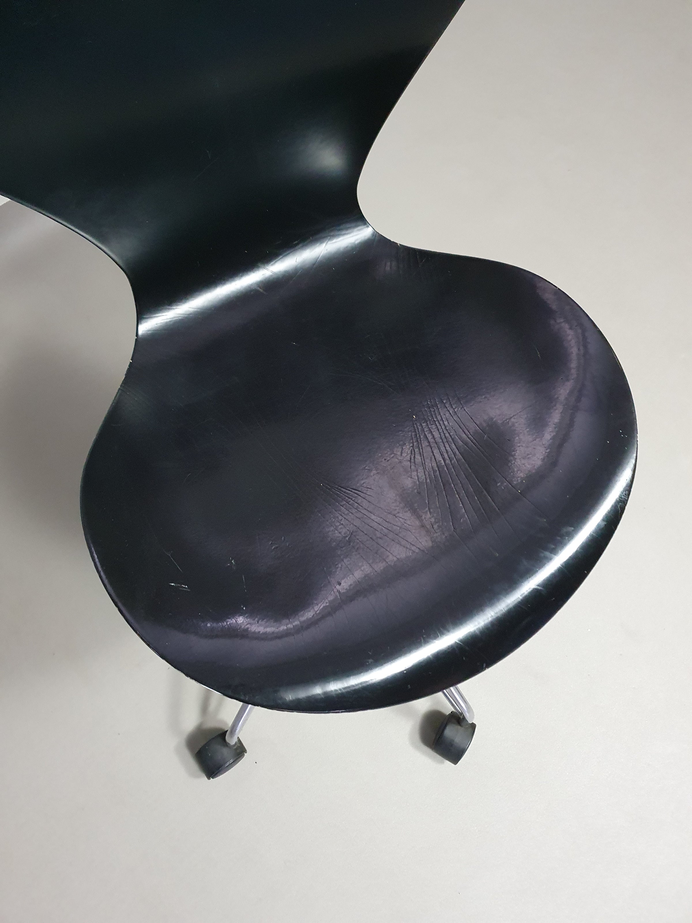 Vintage draaistoel model 3117 van Arne Jacobsen voor Fritz Hansen