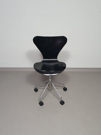Vintage draaistoel model 3117 van Arne Jacobsen voor Fritz Hansen
