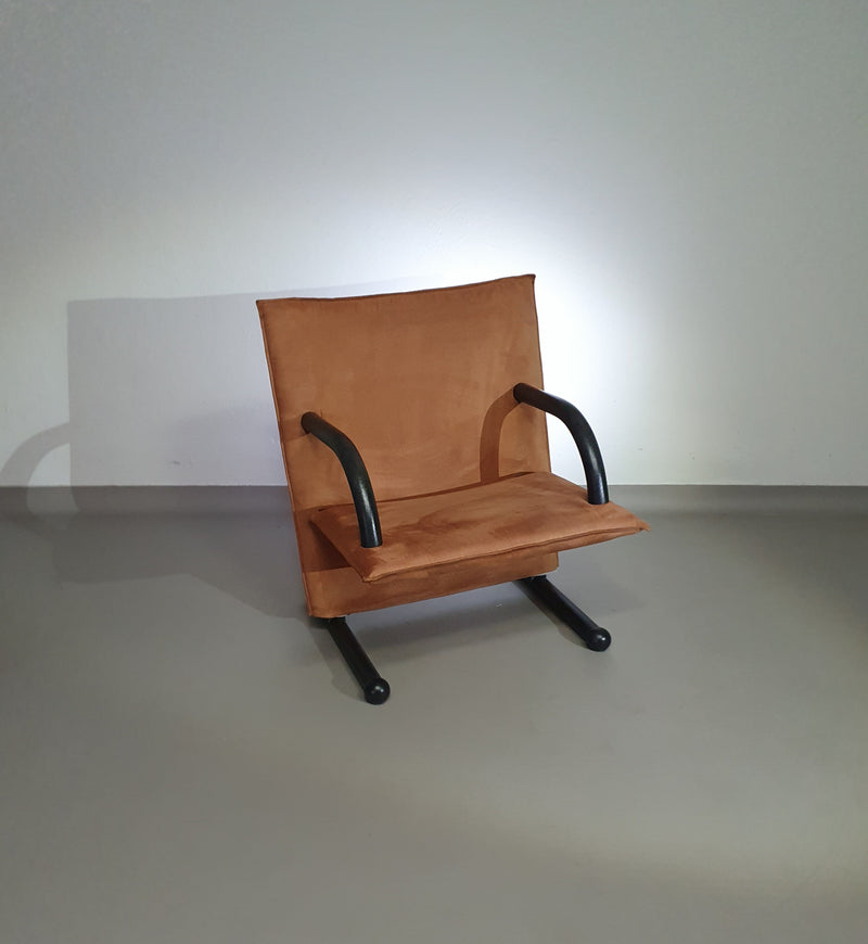 2 post-modern T-line armchairs