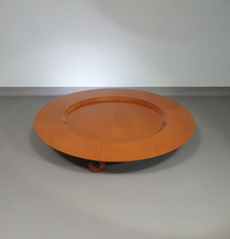 Very rare large coffee table by Cini Boeri for Mastrangelo Milan Furniture meda Italia 124 cm x height 21 cm
Only a few produced. Extremely rare