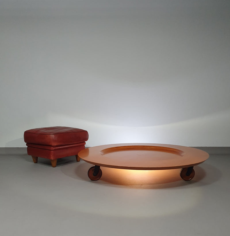 Very rare large coffee table by Cini Boeri for Mastrangelo Milan Furniture meda Italia 124 cm x height 21 cm
Only a few produced. Extremely rare