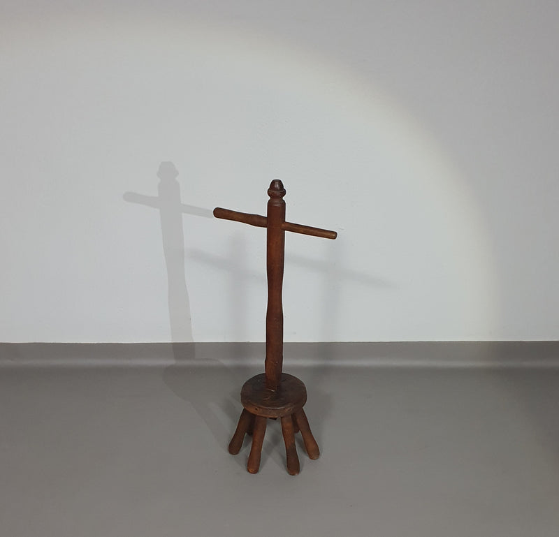Washing Dolly, Victorian, Original
Height 90 cm
Width handle 36 cm