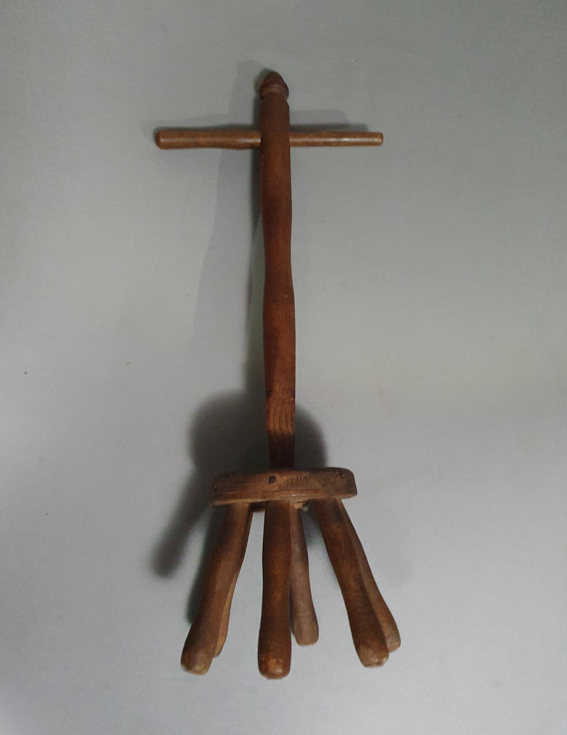 Washing Dolly, Victorian, Original
Height 90 cm
Width handle 36 cm