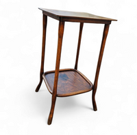 Michael Thonet side table / plant stand 

47 x 47 x 76 cm