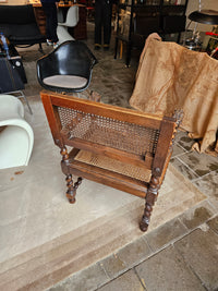 2 x Jacobean Lionel head armchairs
Oak wood / webbing
Early 20th century