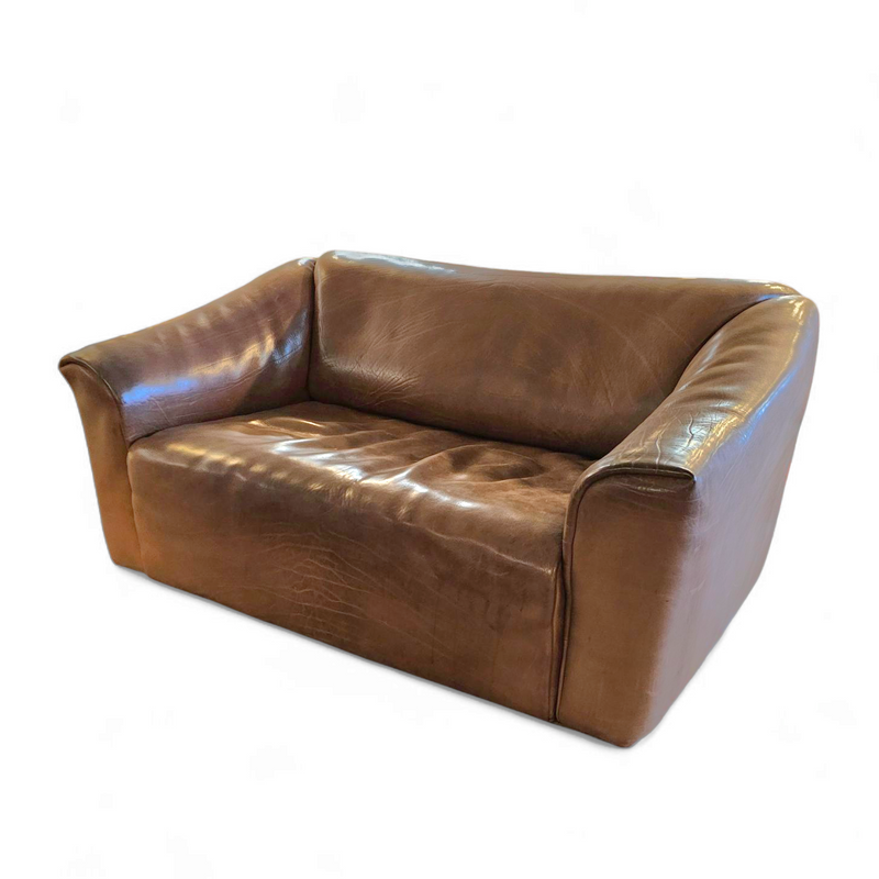2 x Desede sofas neck leather
DS-47 / 2
DS-47 / 3
