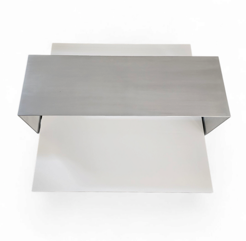 Minimalism / Coffee table / Model 261 Note / Piero Lissoni / Cassina / 2001