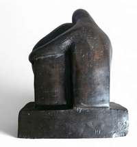 Solid bronze figures / Marked HK / height 17 cm

Height 17 
Width 14
Depth 9 cm