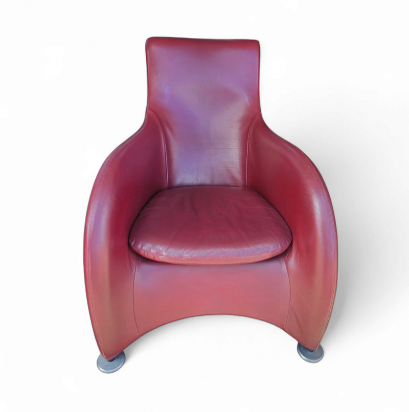 Montis / Gerard van den Berg / 1990s /
Bordeaux red leather