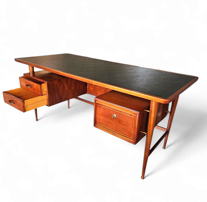 Formule executive teak desk 1965