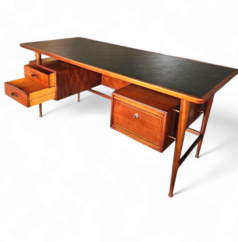 Formule executive teak desk 1965
