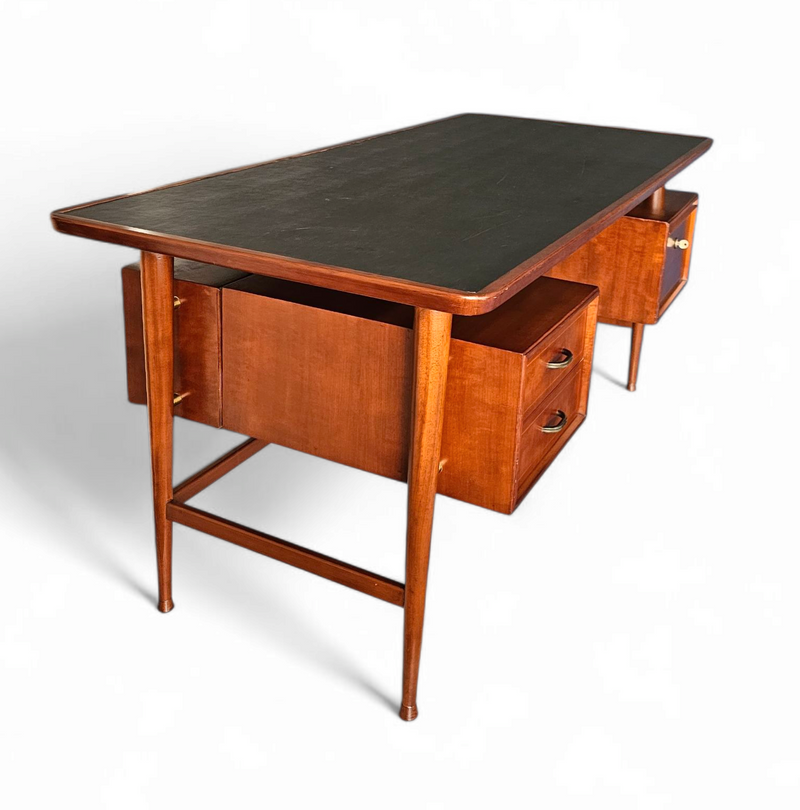 Formule executive teak desk 1965