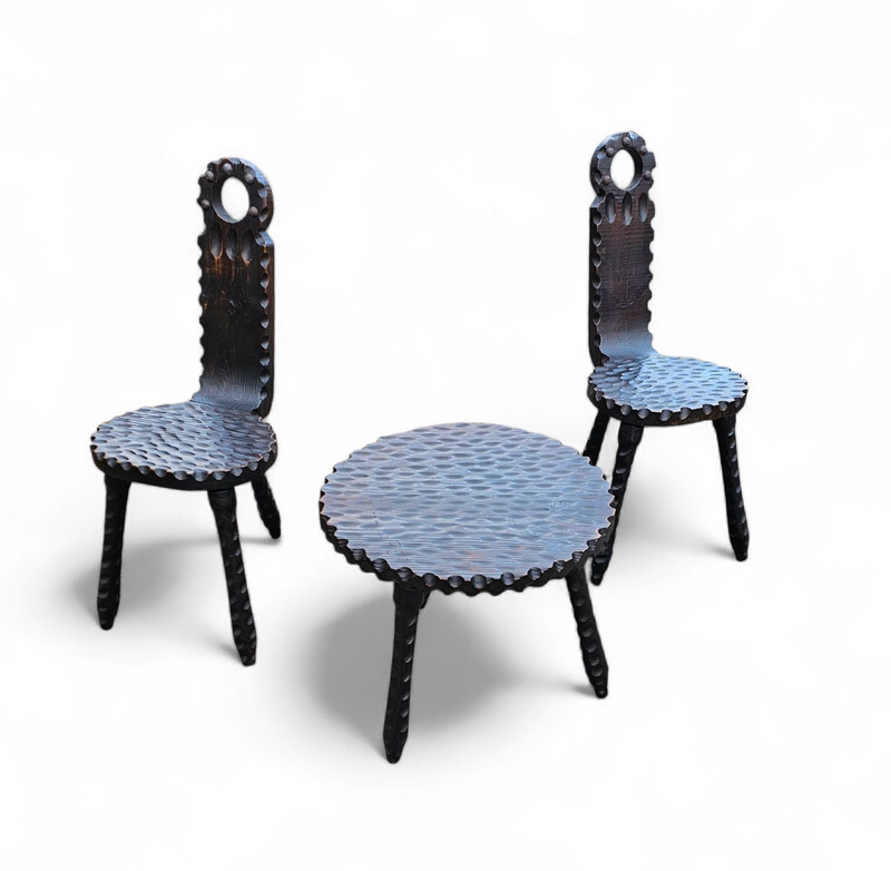 Brutalist chairs / side table / Spain 1970s