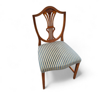 6 x English mahogany Hepplewhite chairs / 1920s