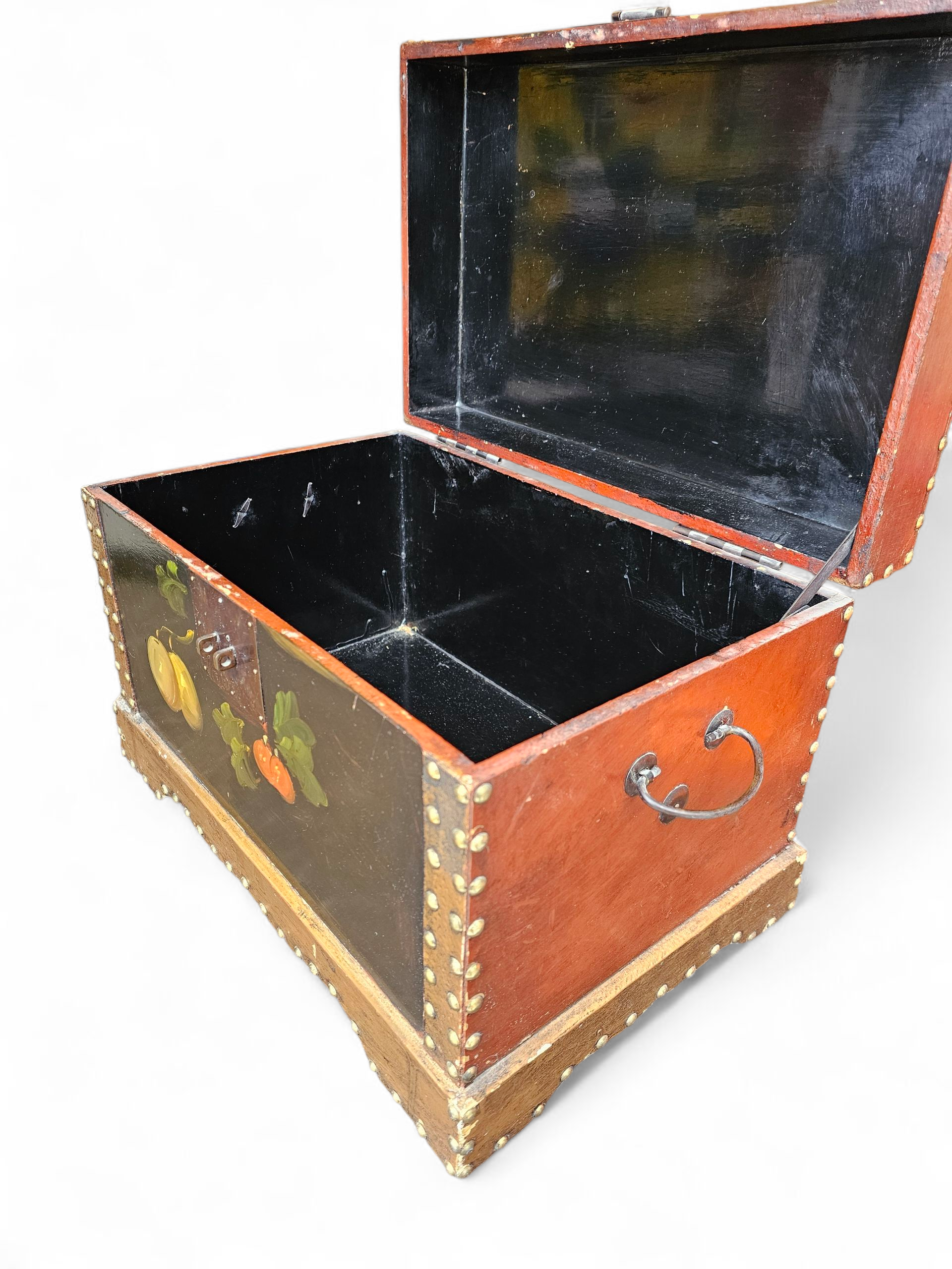 A VINTAGE FLORAL PAINTED DOME TOP TRUNK