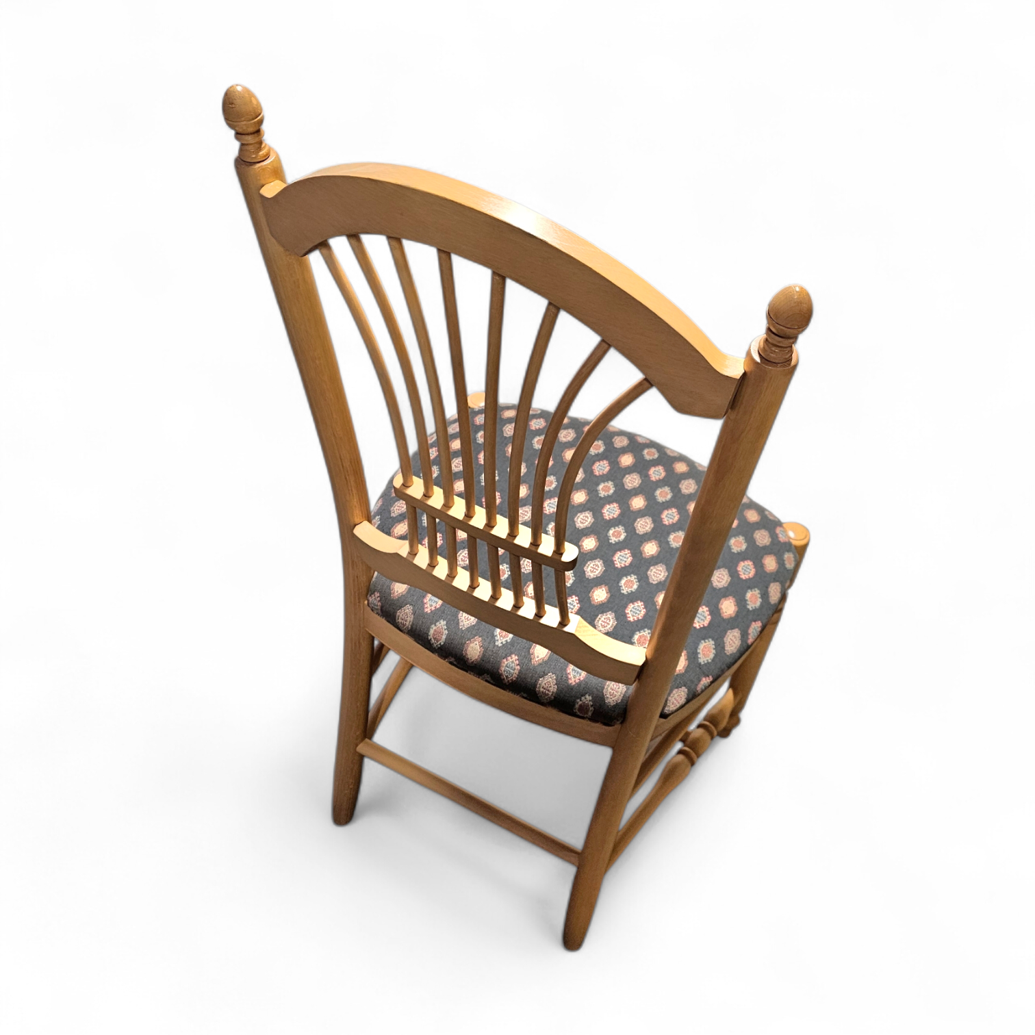 2 x rustic Frence country cottage side / dining chairs