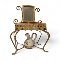 Antique dolls house / dressing / mirror table /
Porcelain jug / plate ( 13 cm ) /
With signs of use