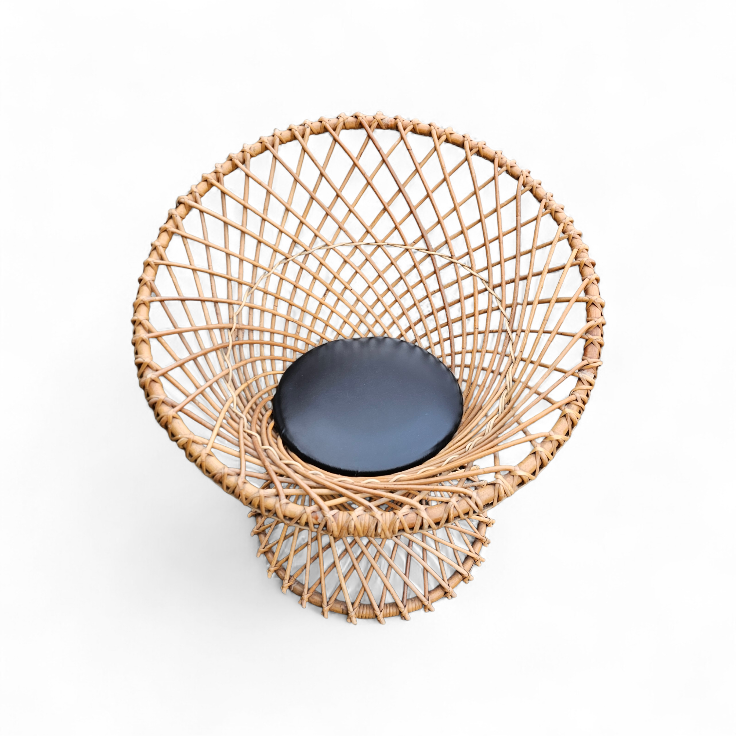 Rohé Noordwolde circle rattan chair fauteuil