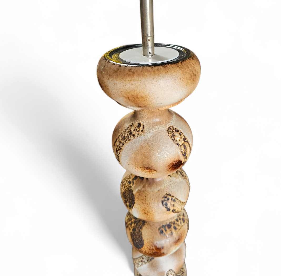 Vintage ceramic bubble floor lamp Kaiser Leuchten
Floorlamp

Height 164
Depth 30
Width 30

Ceramic base

Height 116