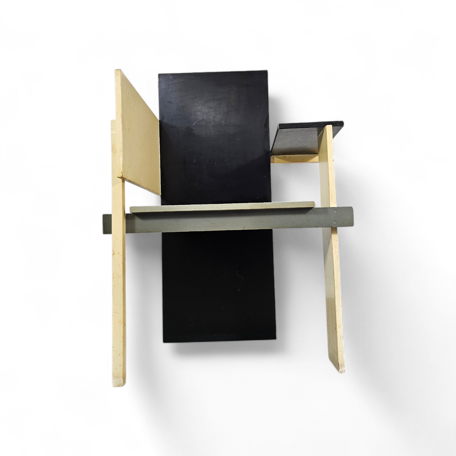 Old Berlin chair / Berlijnse Stoel / Gerrit Rietveld / Signs of repair