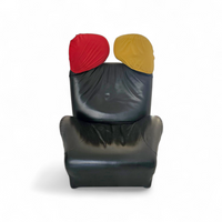 Vintage Lounge Wink chair / Toshiyuki Kita For Cassina 1980s / Black leather