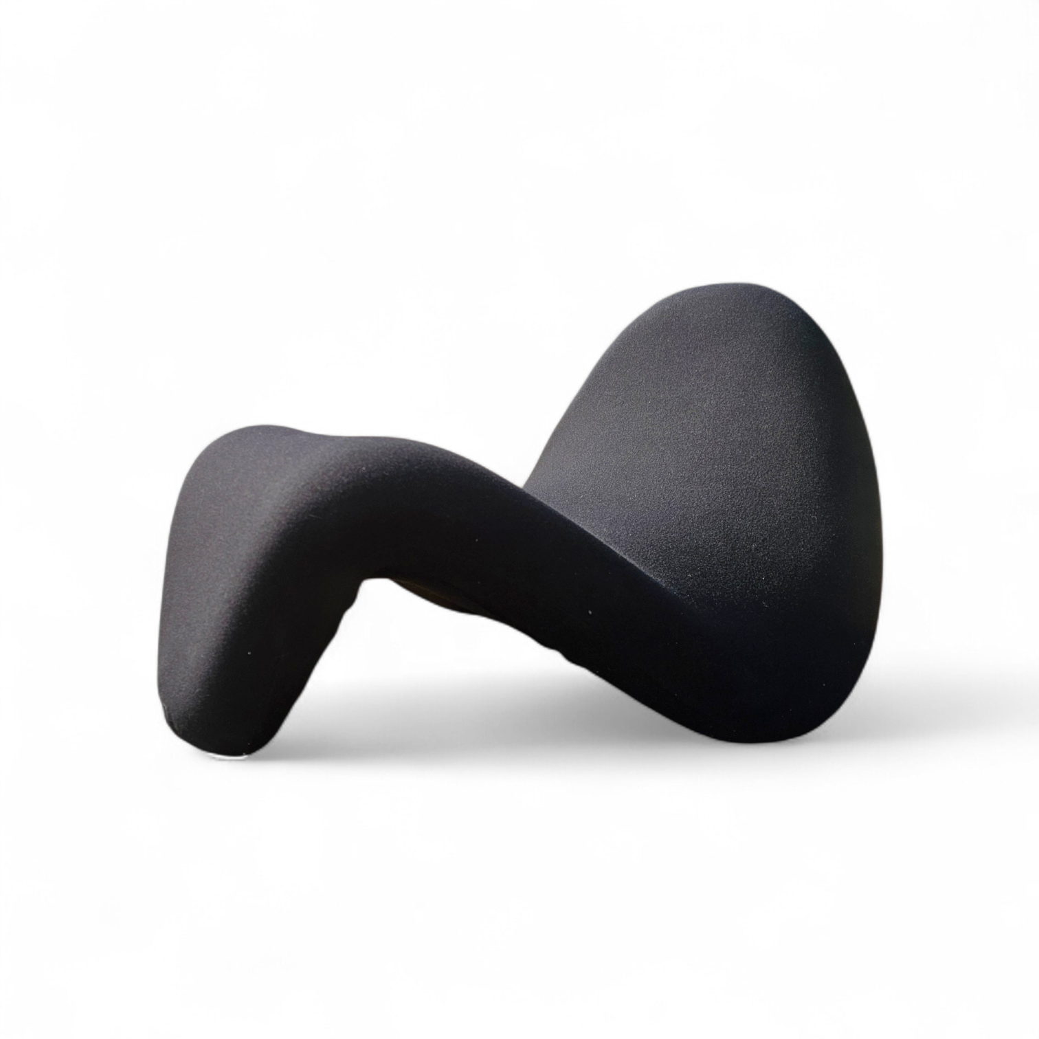 Tongue F577 Lounge Chair by Pierre Paulin for Artifort / iron frame / 1970s / vintage condition / first edition