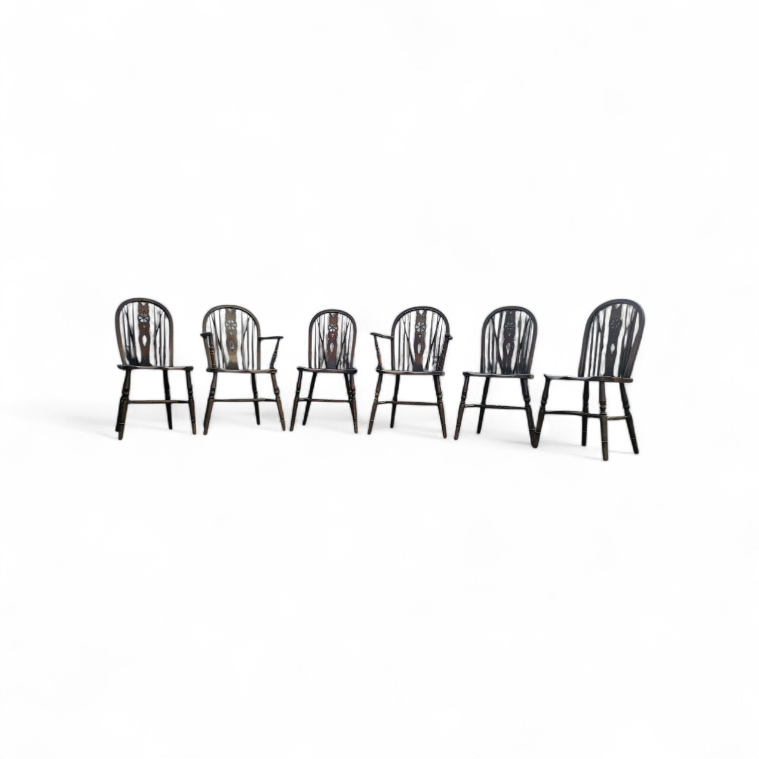 A bit wearthered windsor wheelback dining set (7) by the Oirschotse meubelindustrie 1950s