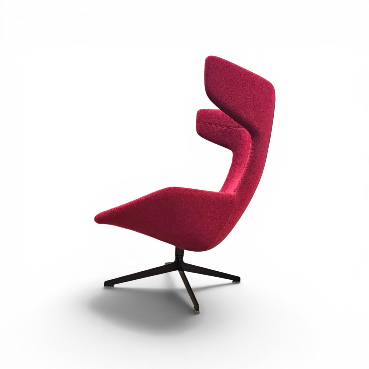 ALFREDO HÄBERLI / armchair “Take a line for a walk” / Moroso / Italy / design 2003 / red wool