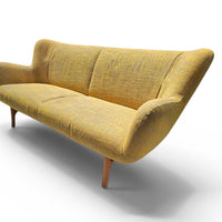 Retro revival Leolux by Jan Armgardt / The JULITA sofa by Leolux
