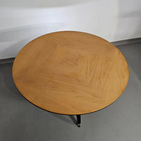 Circular table signed Giorgetti from the 80s by Centro Ricerche