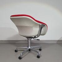 Coalesse SW_1 Conference Chair
Scott Wilson / Steelcase