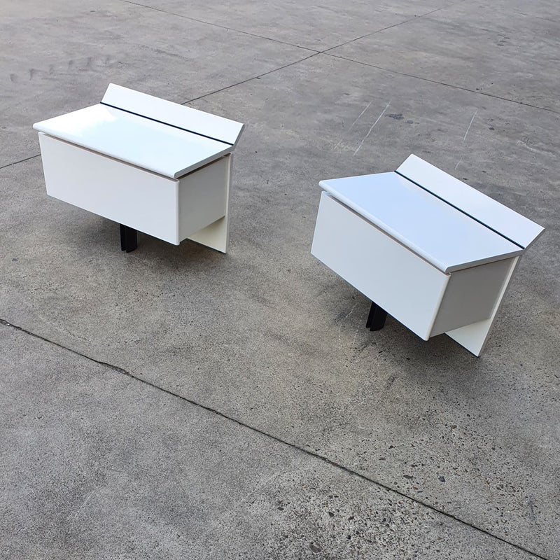 2 B&B Italia Bedside tables / night stands