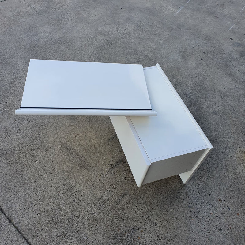 2 B&B Italia Bedside tables / night stands