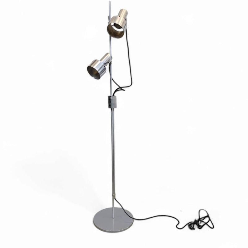Architec FA2 floorlamp by Peter Nelson