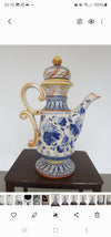 Italy / ceramic / Majolica / Deruda / teapot / Height 50 cm