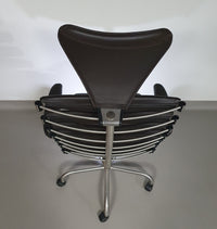 De Sede DS-2100/161 Executive Chair from our designer Home Office collection.
Mint condition 
Dark brown leather