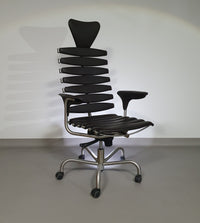 De Sede DS-2100/161 Executive Chair from our designer Home Office collection.
Mint condition 
Dark brown leather