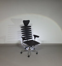 De Sede DS-2100/161 Executive Chair from our designer Home Office collection.
Mint condition 
Dark brown leather