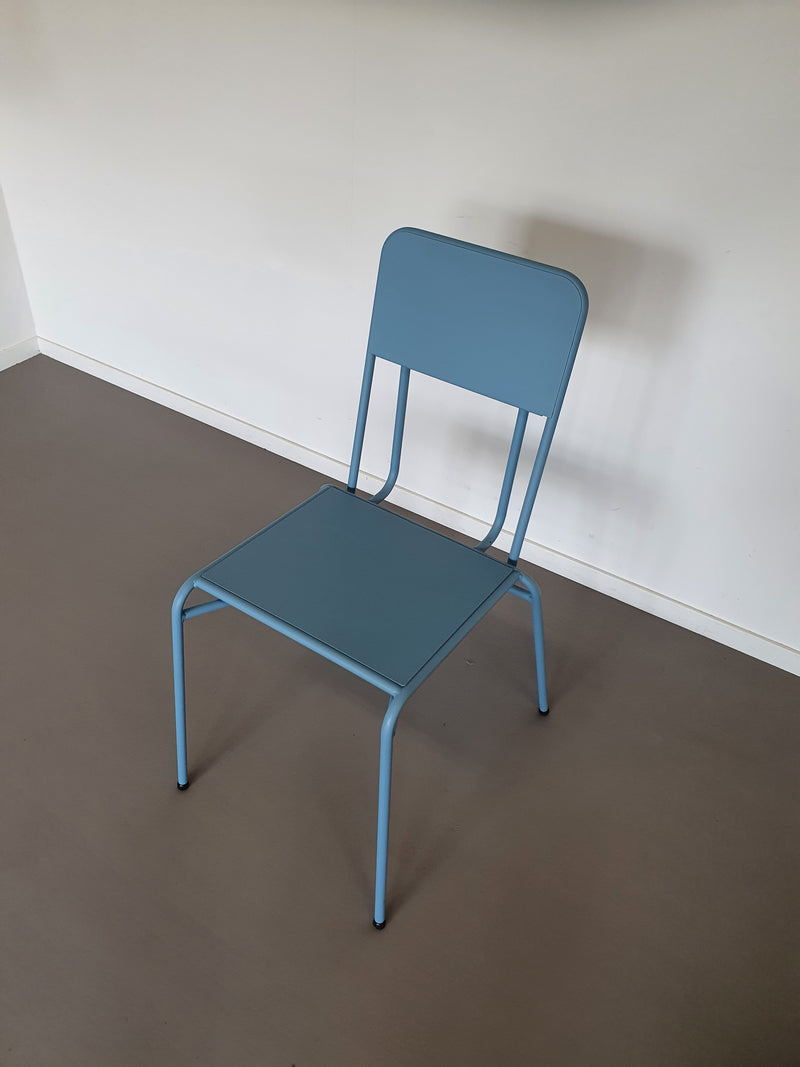 Beautiful New Duivendrecht chairs 2016 in limited edition, produced in new condition 24 in stock
