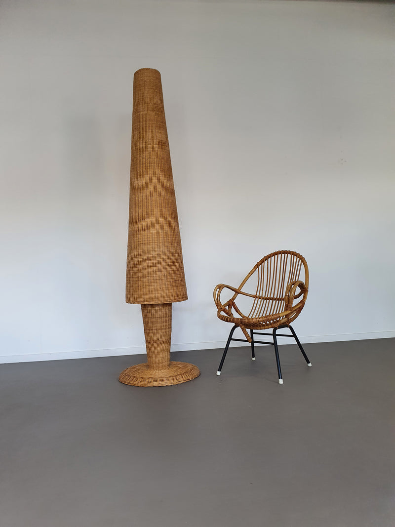 Gasparucci large wicker rattan floor lamp 191x52x52 cm. Very good condition.