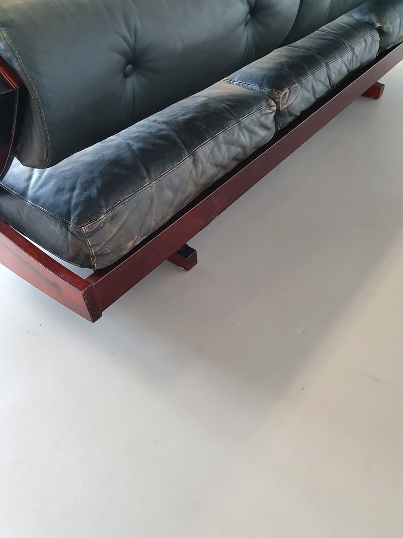 Gianni Songia Black Leather Daybed Sofa Model GS-195 for Sormani, Italy, 1963

#giannisongia #dakbedekking #sormani