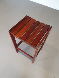 3 x stool meranti 70s. Height 71 cm /
Wide 42 cm / Depth 40 cm