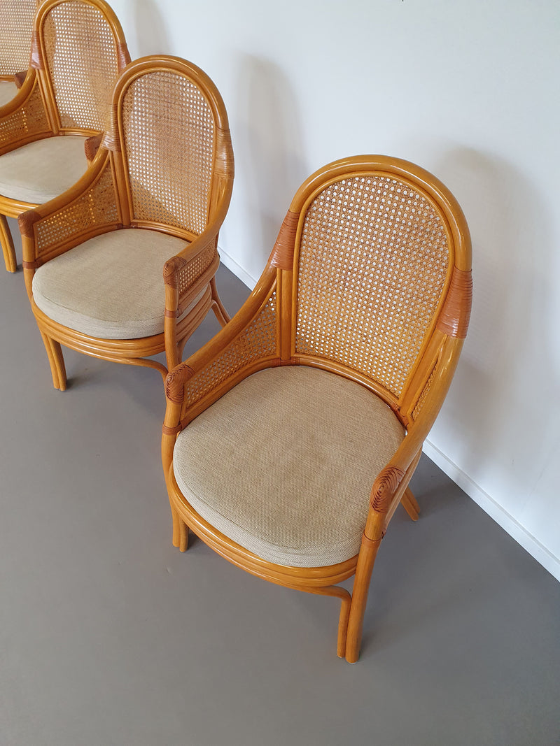 4 x Rattan /Webbing dining chairs 80s in beautiful condition