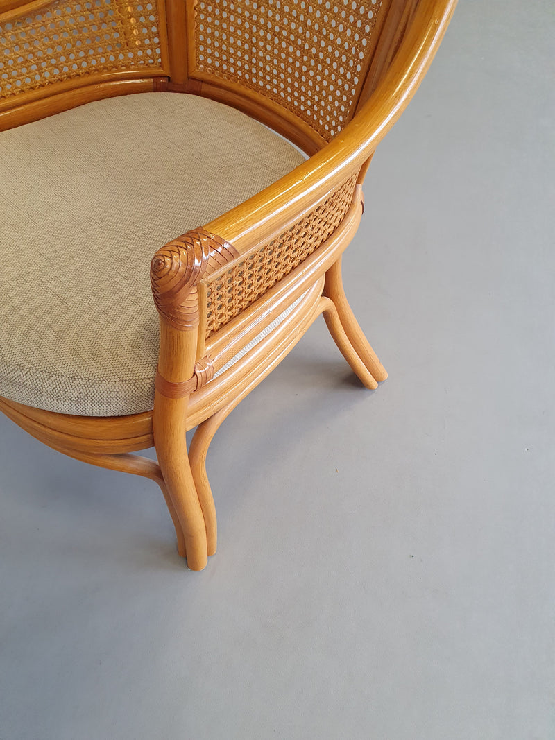 4 x Rattan /Webbing dining chairs 80s in beautiful condition