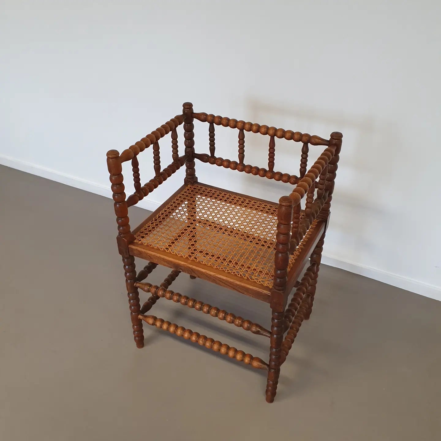 Matching Bobbin family group 1 x bench , 3 x chair.